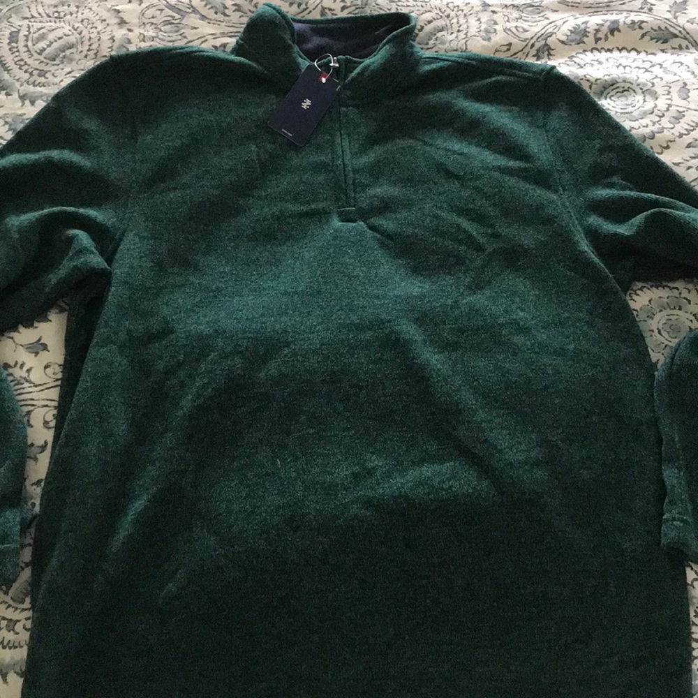 Men’s Izod sweater
